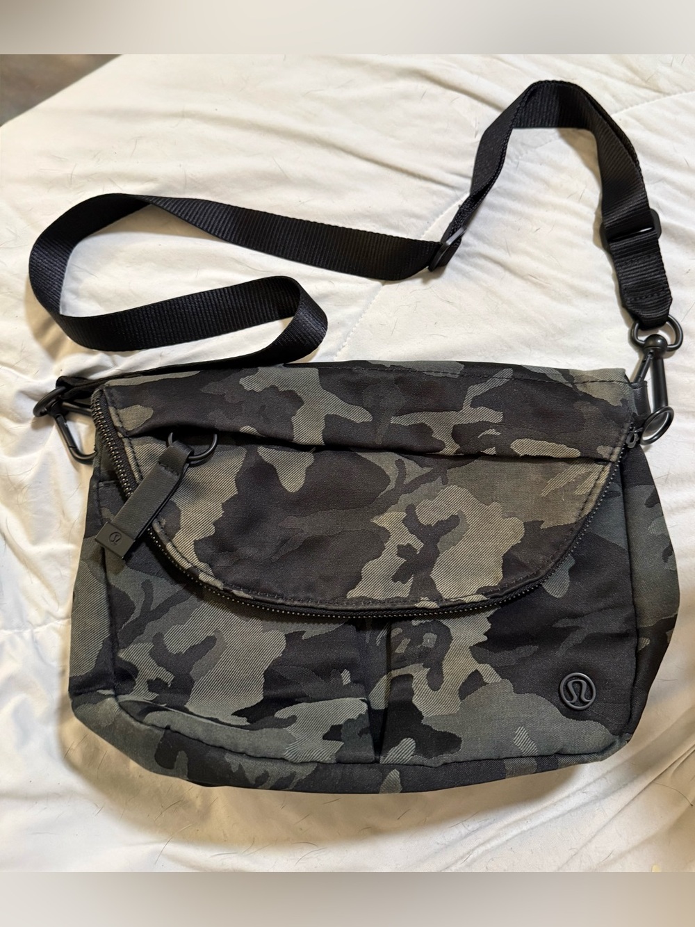 Lululemon Black & Gray Camo Festival Crossbody Bag